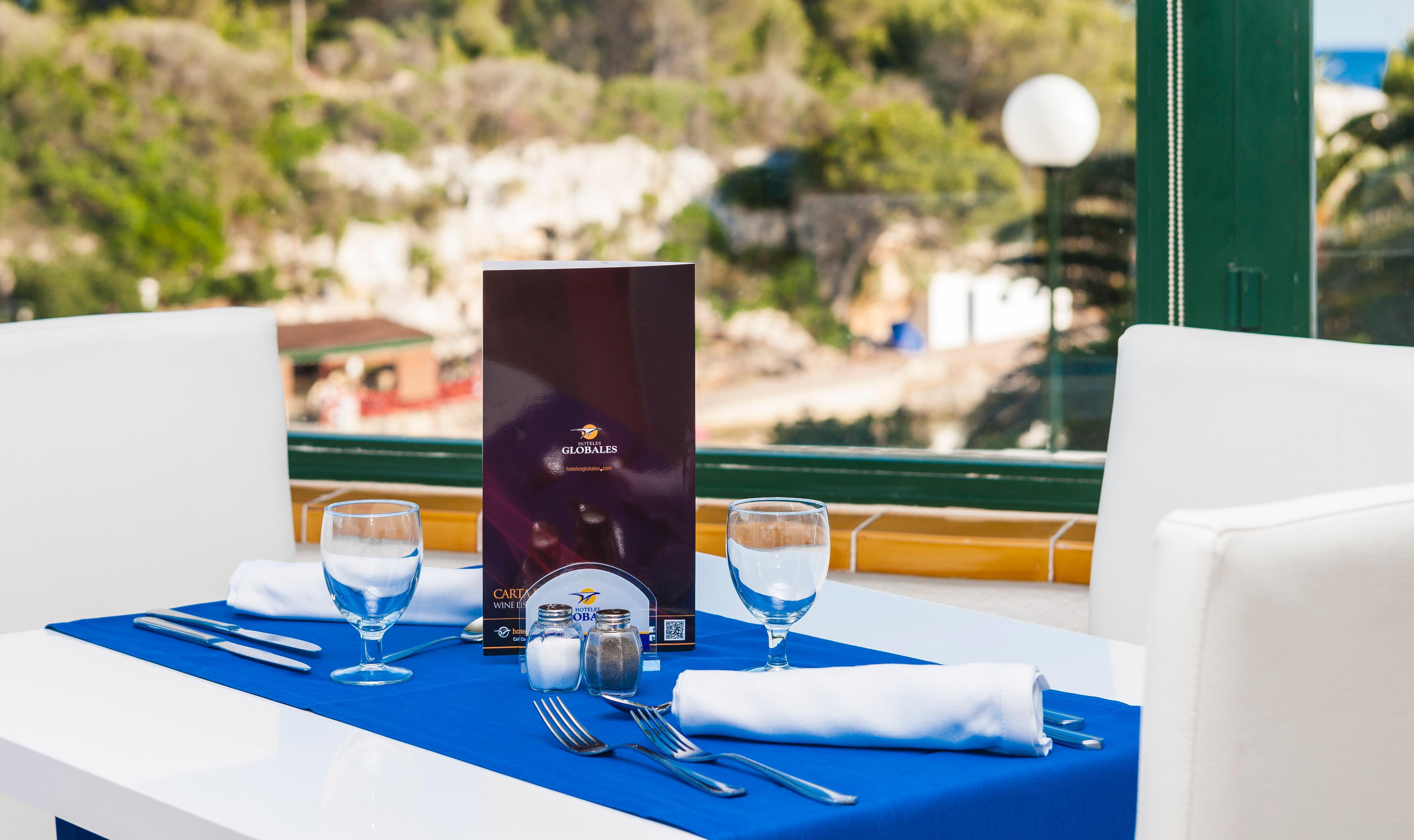 ホテル Globales Cala'N Blanes カラ・エン・ブラネス エクステリア 写真